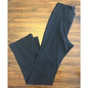 Old Navy Black Extra High-Rise CloudComfy Bootcut Leggings Wm Sz L Cross Waist